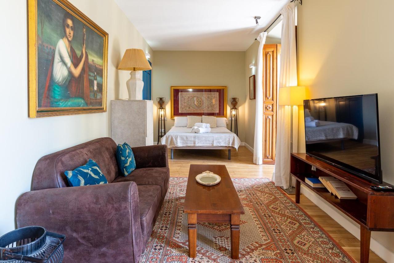 Hotel Albaicin Coin Bagian luar foto