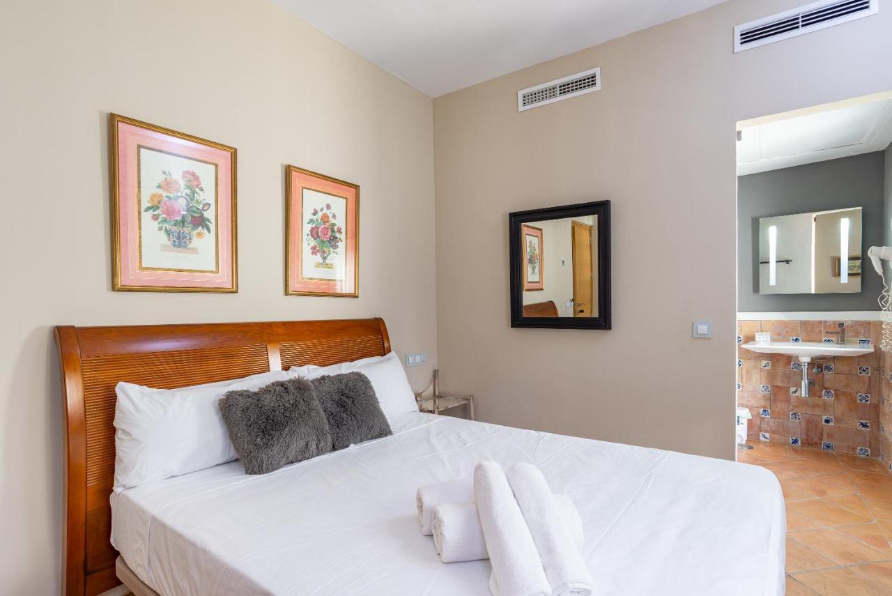 Hotel Albaicin Coin Bagian luar foto