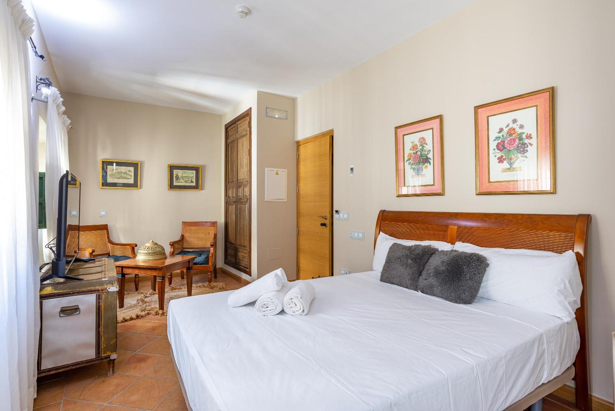 Hotel Albaicin Coin Bagian luar foto